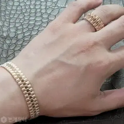 thumbnail-7
